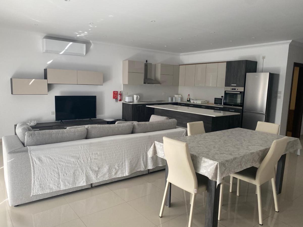 New 3 Bedroom Apartment Close To Airport Zurrieq 외부 사진
